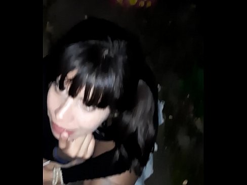 ❤️ Na ulici natečen penis u zamjenu za slatkiše ❤️ Analni video kod nas ️❤
